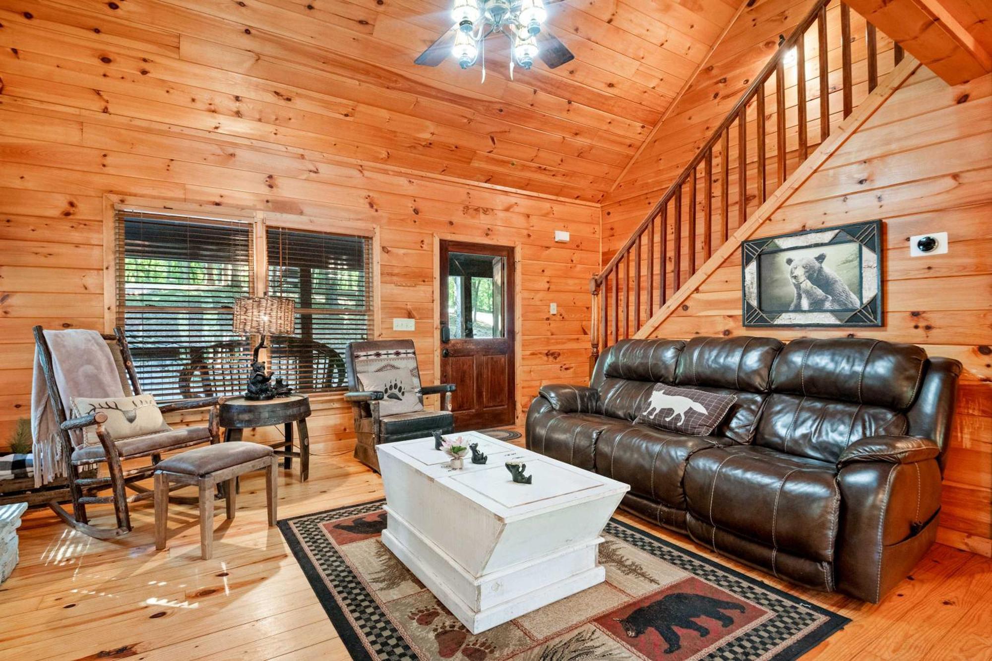 Holiday home Lakeside Retreat Hot Tub Fishing Hiking Ellijay