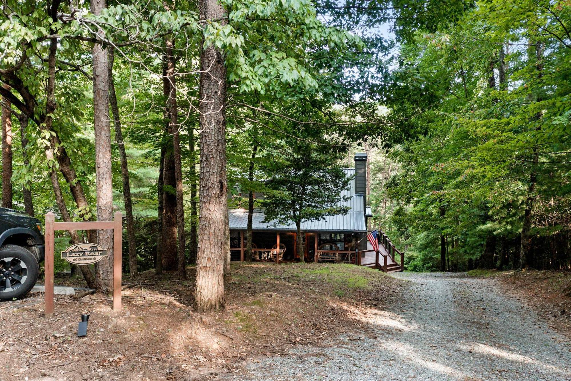 Holiday home Lakeside Retreat Hot Tub Fishing Hiking